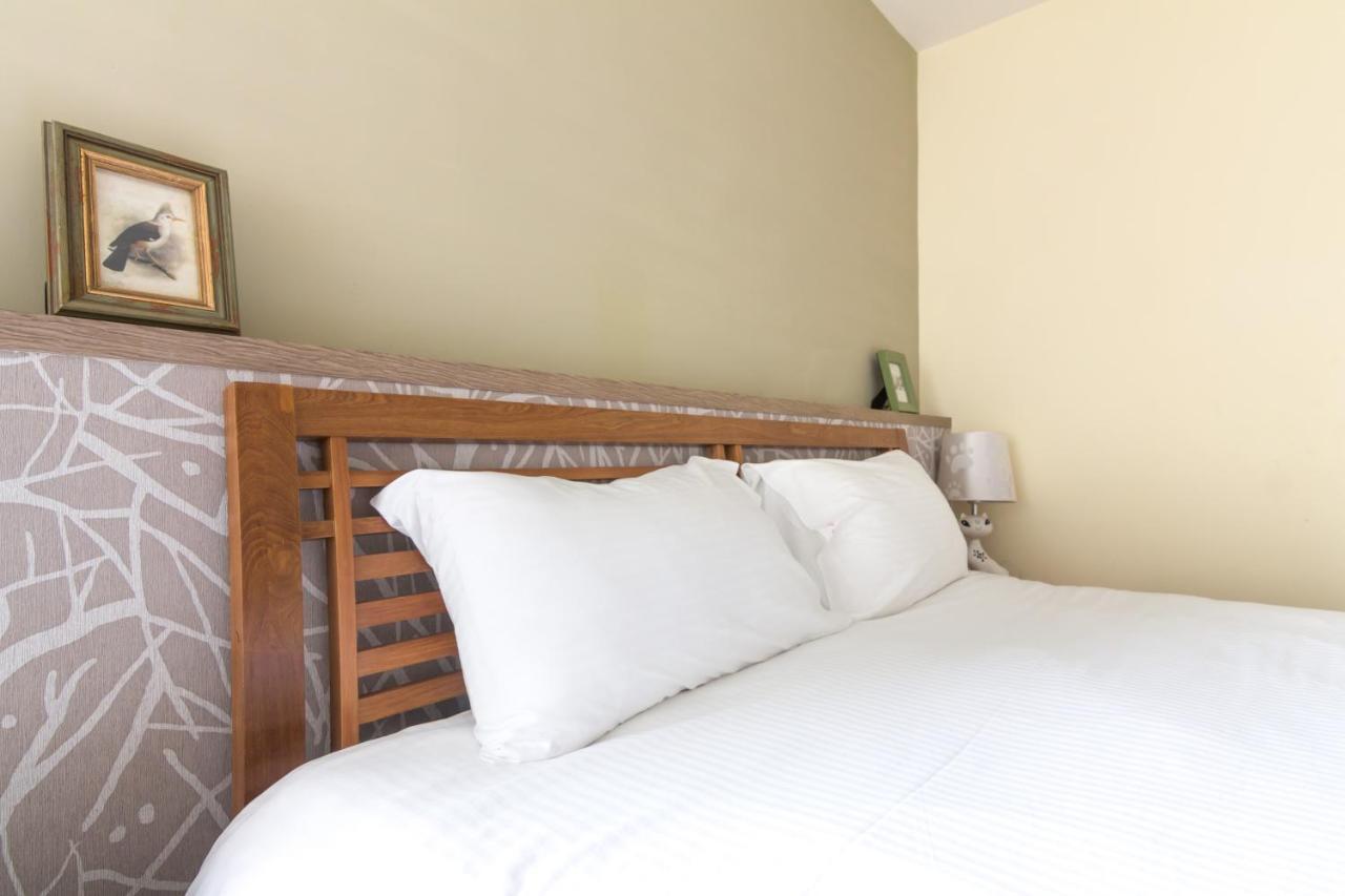 Jhongshan Building Bed And Breakfast Hualien City Exterior photo